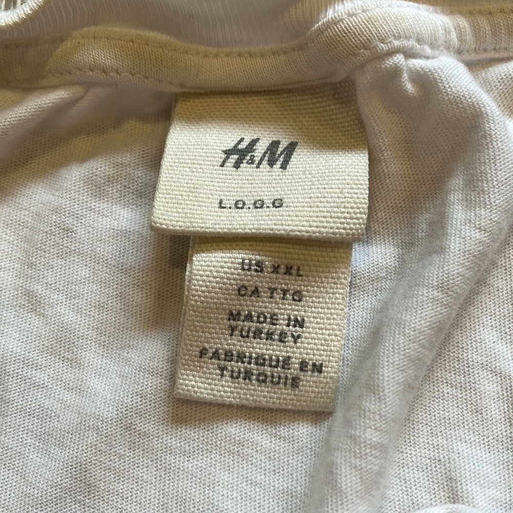 H&M Tee - Picture 3 of 4